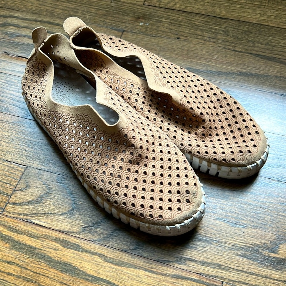 ILSE JACOBSEN HORNBAEK Women's Tulip Flat